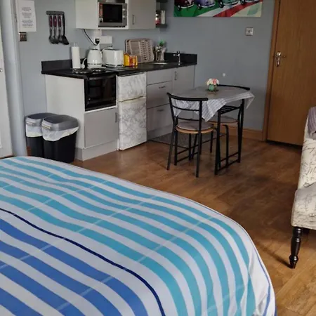 Galley View Ardfield Apartment *