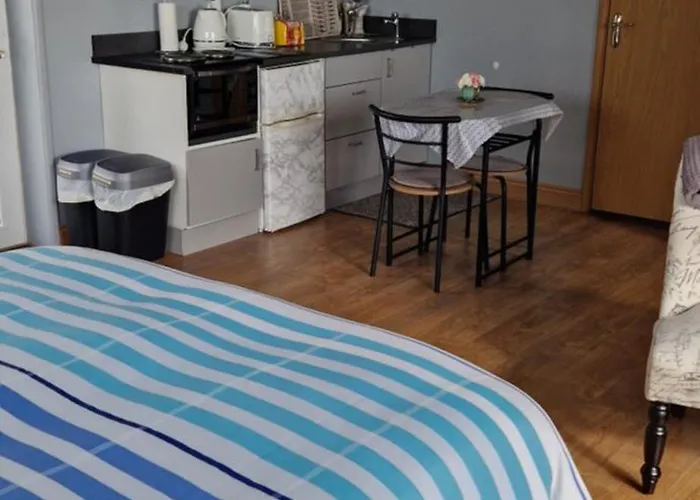 Galley View Ardfield Apartmán *